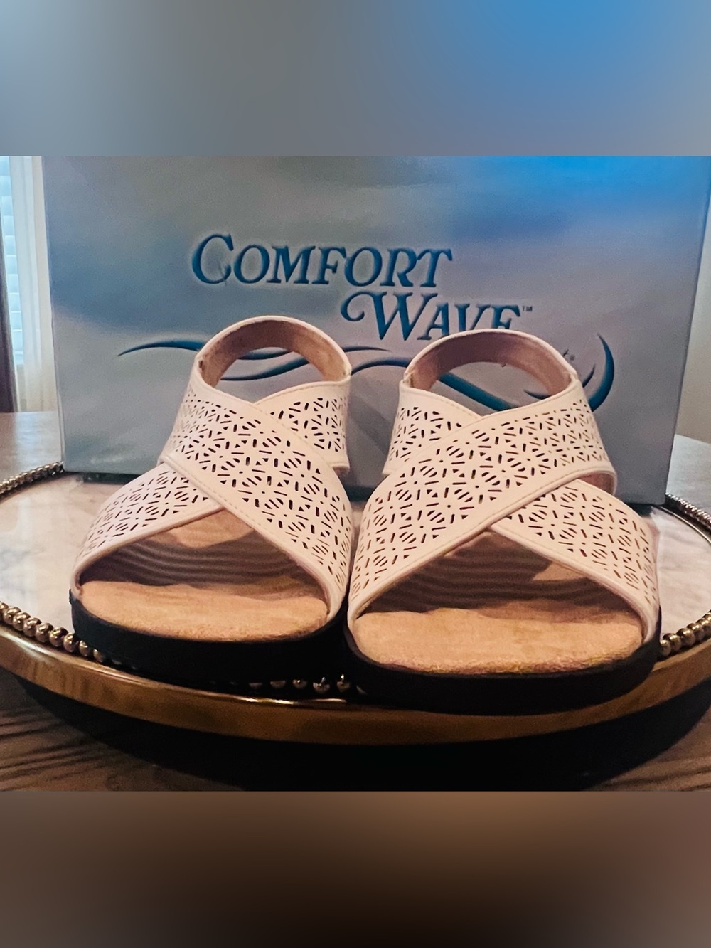 Easy Street Comfort Wave White Laser-Cut Slingback Sandals | Sz. 6 (NWB) - Picture 7 of 13